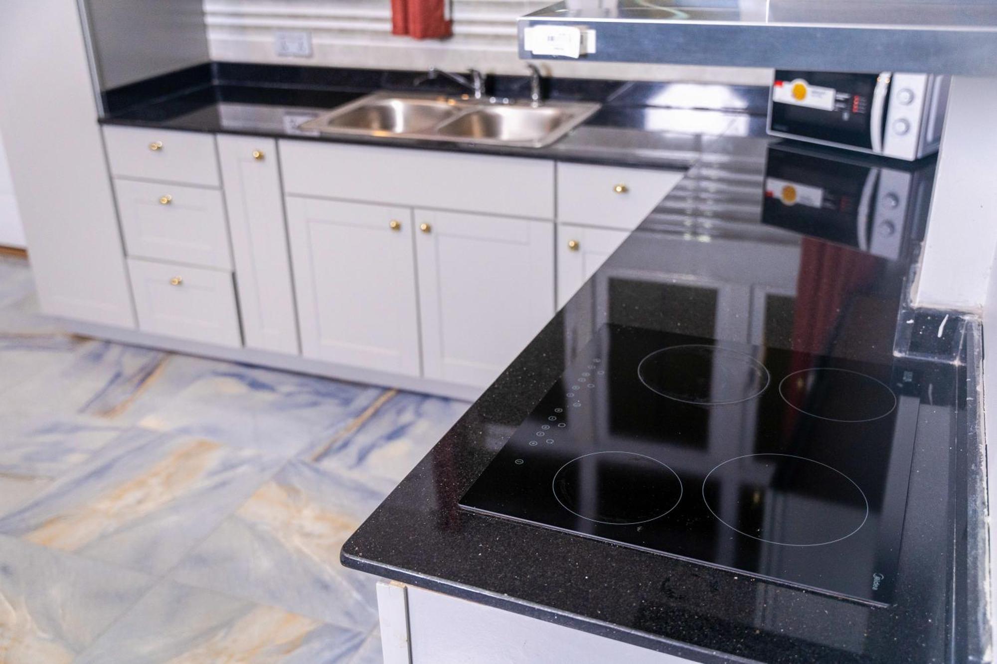 טמה Adonai Luxe Apartment מראה חיצוני תמונה