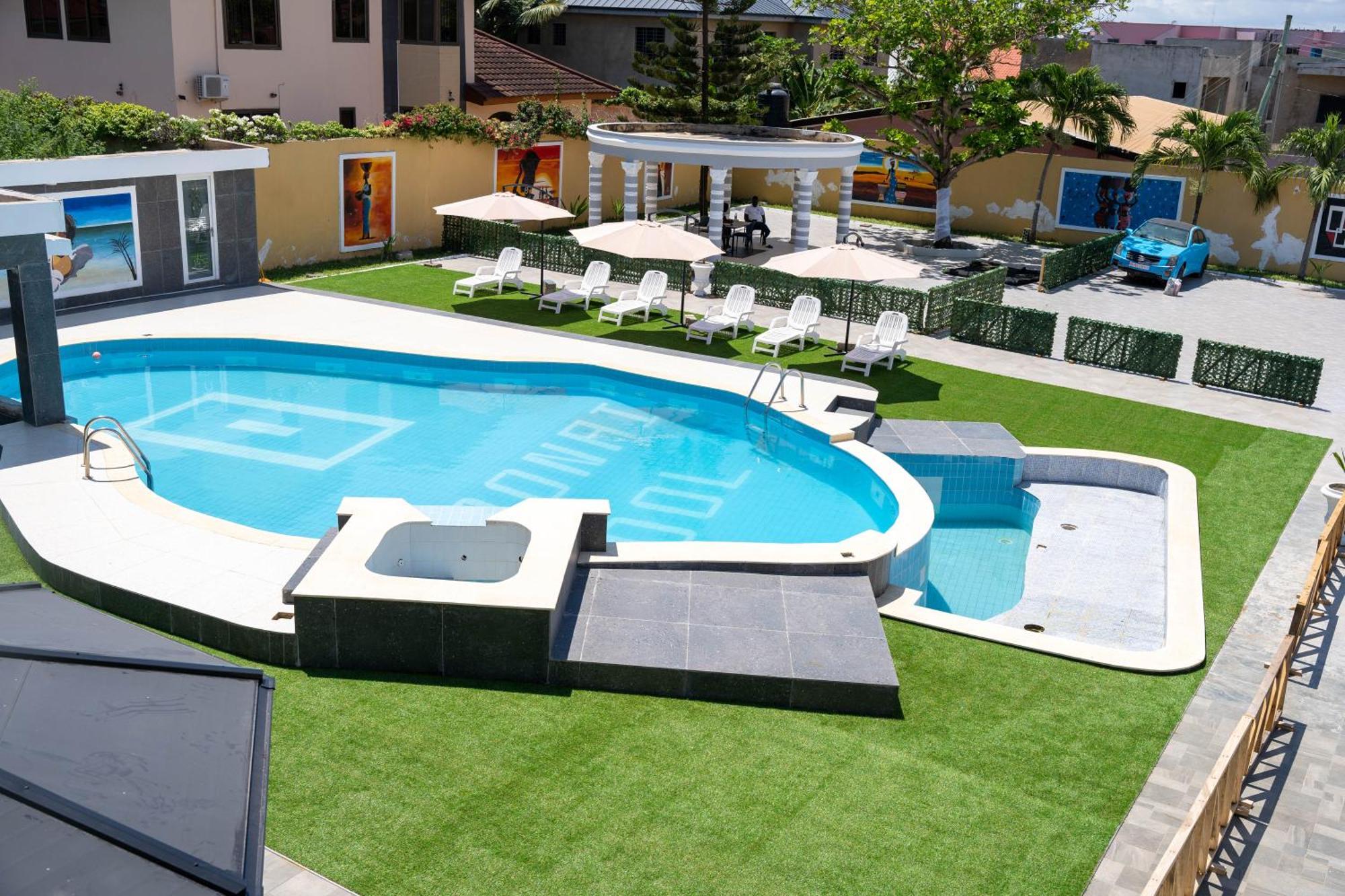 טמה Adonai Luxe Apartment מראה חיצוני תמונה